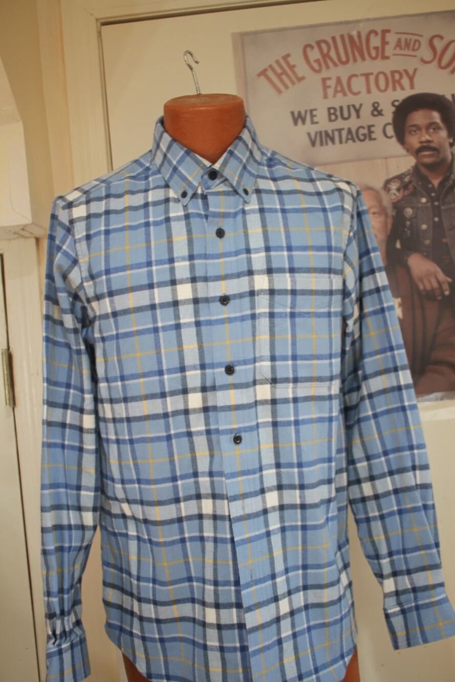 L.L.Bean Plaid Button Down Shirt Mens Small Regular Blue Cotton Long Sleeve